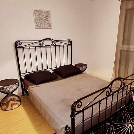 Joli Appartement Avignon Eksteriør billede